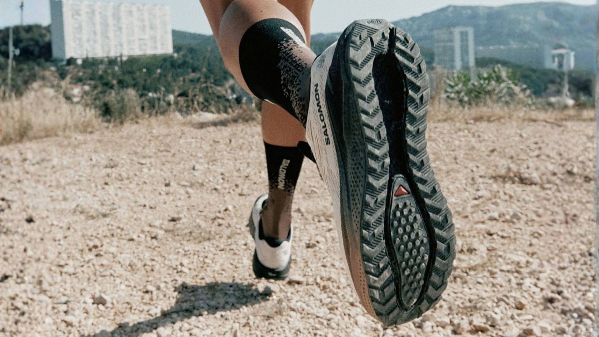 gravel-salomon-aero-blaze-4-grvl