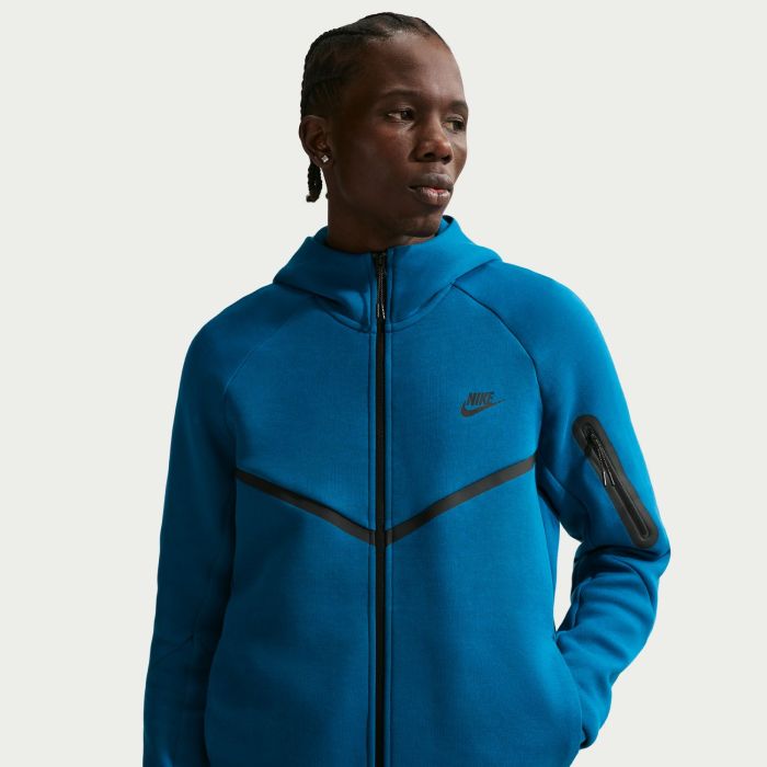 thumb hole hoodie nike