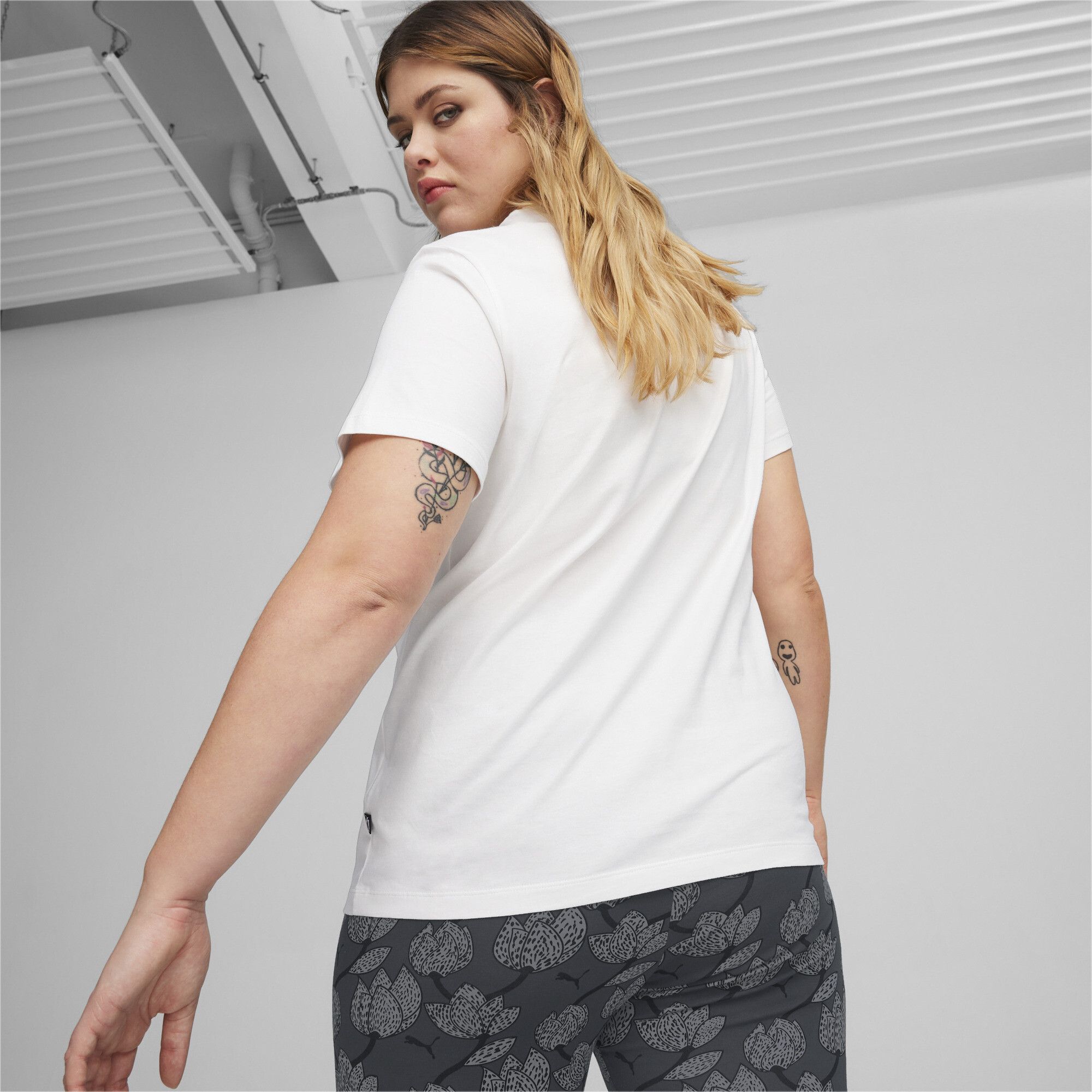 Puma ESS+ BLOSSOM SCRIPT TEE, ženska majica, bijela