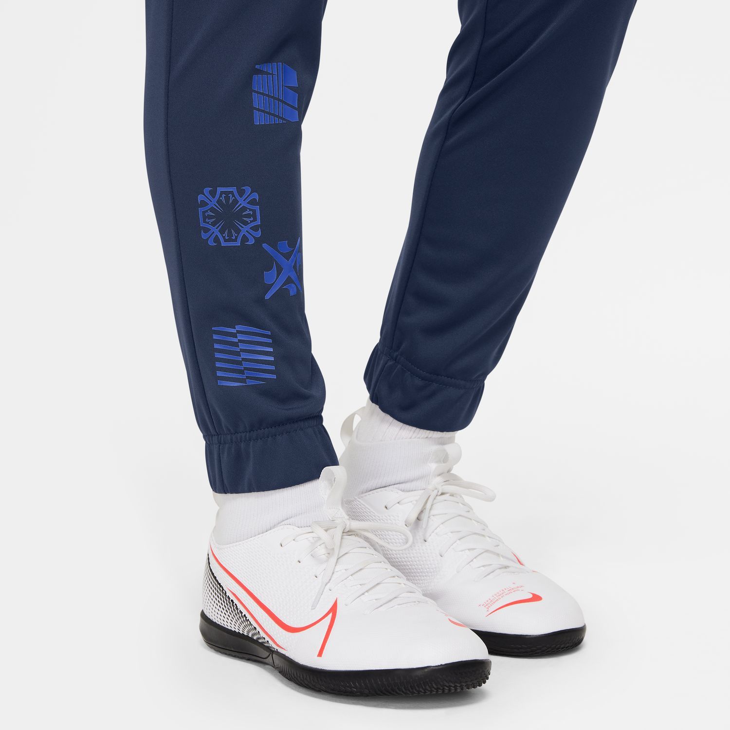 Cr7 intersport sales