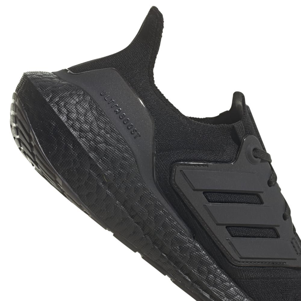Ultra boost intersport 2025